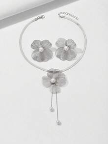 Set de 3 colier și cercei eleganți, design la modă cu flori și fluture metalice goale și perle artificiale, colier lung, accesorii versatile - argintiu - Vizualizare 2