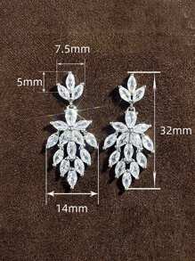 1 pereche de cercei eleganți și luxoși pentru femei cu zirconiu cubic sintetic strălucitor, potriviți pentru nunți, evenimente, petreceri și accesorii de modă