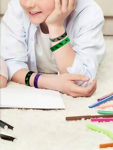 12 buc. Favoruri pentru petrecere cu tematică Pixel, brățări din silicon de dimensiuni mici, decorațiuni de ziua de naștere, cadouri pentru petrecere, pungi cu bunătăți minerit, cadouri pentru sala de clasă, cadou ideal pentru jucători de jocuri video pentru adulți, decorațiuni pentru petrecere de ziua de naștere, cadouri pentru petrecere, piñata miner, cadouri de Ziua Îndrăgostiților