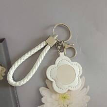 Porte-clés miroir de poche en forme de fleur, miroir de maquillage portable rouge à lèvres, pendentif de sac mignon en PU créatif