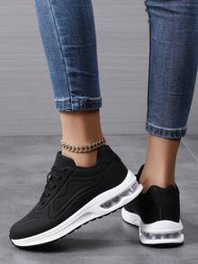 Scarpe da corsa bianche con suola morbida e platform, punta tonda, lacci, per donna, adatte per l'autunno/inverno. Scarpe da ginnastica casual sportive leggere, con ammortizzazione ad aria, comfort versatile.