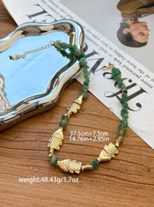 قلادة تعليقة سمكة ذهبية من الحجر الطبيعي والخرزات قطعة واحدة للنساء، مناسبة للسفر والشاطئ والأعمال والاستخدام اليومي