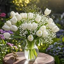 3/30支装仿真满天星和白色郁金香花束套装。适用于婚礼装饰、家居装饰、办公室装饰、房间装饰、DIY插花、户外布置、客厅装饰、婚礼中心摆件和情人节。适合春季和情人节。也可用作复活节礼物、仿真花束、订婚派对、春夏装饰、闺蜜礼物、生日礼物和新娘捧花。