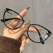 زوج من نظارات المرأة ذات عدسات متغيرة اللون بتصميم عيون القطة، نظارات كاجوال كيوت مضادة للإشعاع، نظارات شمسية للخارج مناسبة لجميع الفصول، يمكن ارتداؤها خارجًا بدون مكياج، نظارات زخرفية متغيرة اللون بشكل عين القطة