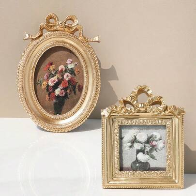 SUSUZUKU 1 st klassisk retro fotoram, vintage träsnideriram, dekorativ skrivbords-/väggram, guldblommig gravyr, heminredning, hartsram för bröllopsfoton, retro kreativ skrivbordsdisplay, mini fyrkantig fotoram, lämplig för hem, rum, vardagsrum, kontorsdekoration