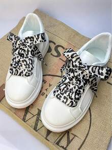 2 Stücke bunte Leoparden-Muster Schnürsenkel, geeignet für Sneaker, Lässig Schuhe und verschiedene Fußbekleidung