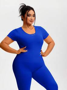 TCVC Mono sin espalda de manga corta con diseño de moda para mujer talla grande, mono ajustado y transpirable sin espalda, cintura estrecha de alta elasticidad que estiliza la figura, de tela de punto amigable con la piel y transpirable que absorbe la humedad, estilo callejero europeo y americano, adecuado para caminar al aire libre, compras, viajes, oficina, versátil