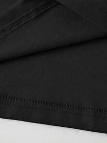 Camiseta Gótica para Mujer con Diseño de Calavera y Libro - Manga Corta y Cuello Redondo Negro, Tejido Suave y Transpirable para Verano, Actividades al Aire Libre y Fitness - Negro - Ver 4