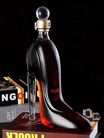 1 件 25.36 盎司/12.68 盎司透明高跟鞋形威士忌酒瓶带盖，高硼硅玻璃酒瓶，手工制作的优雅玻璃酒瓶，适用于葡萄酒、烈酒、波本威士忌、龙舌兰酒、伏特加酒、白兰地、父亲节礼物、家庭酒吧装饰