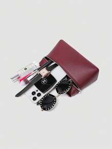 1 件纯色荔枝纹 PU 方形斜挎包，适合女性日常时尚搭配和外出