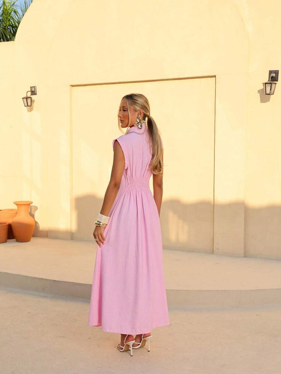 Long Sleeveless Dress With Buttons – Classic And Timeless Style - 淺粉色 - 查看 1