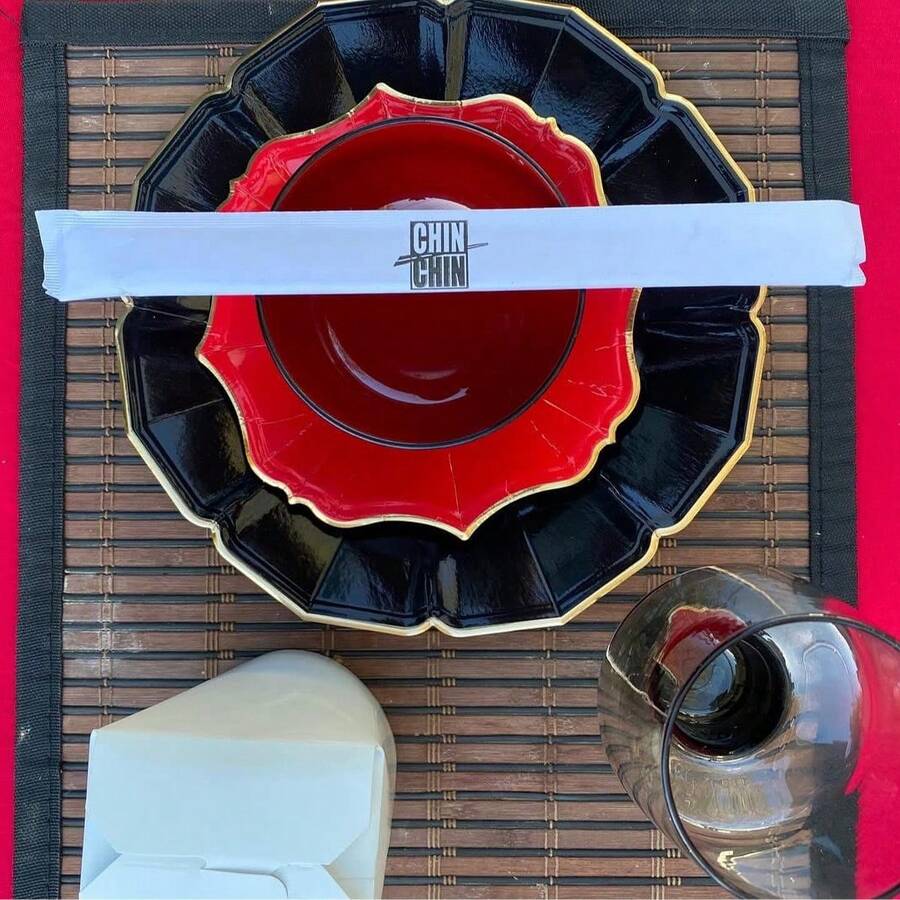 40pcs/60pcs/100pcs Red And Black Paper Plates - Sturdy Disposable Plates Suitable For Party/Wedding/Birthday/Anniversary/Celebration/Christmas - Includes 10-Inch Dinner Plates And 7-Inch Dessert/Salad Plates, Fits All Party Tableware - Red and Black - View 1