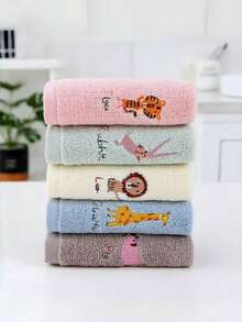 1 pezzo Fazzoletto quadrato piccolo da 32 fili, 25*25cm, ricamo a cartone animato, colore unito con gancio, per asilo nido, bambini, multifunzionale, elegante, di alta qualità, colorato, personalizzato, regalo ideale per lui, regalo ideale per lei, ragazzo, papà, ragazza, mamma, amici, sala da tè, casa, giardino, ufficio, per San Valentino, per la Festa della Mamma, per compleanni, per la Festa del Papà, per laurea, per matrimoni, per inaugurazione casa, decorazione natalizia, asciugamani da doccia per salone di bellezza, hotel, sport, articoli per la casa, asciugamani, cura della pelle, decorazione per la casa - Multicolore - Visualizzare 5