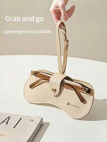 Portable Eyeglass Case With Lanyard Crush-Resistant Portable Eyeglass Pouch With Metal Magnetic Clasp PU Sunglasses Storage Bag Myopia Glasses Storage Case