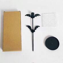 1 Stück Halloween Fledermaus Kerzenhalter, Eisenkunst Kerzenhalter, romantischer Esstisch, Innenraum Heim Schreibtisch Dekoration, Geschenk, geeignet als Abschlussgeschenk, Küchendekoration, 2025 Abschlussdekoration Stil, Geschenk für Mädchen, Büro Fertiggeschenk, Möbel Individuell, Küchendekoration, Schlafzimmerdekoration, Ausstellungsempfangstresen, DIY Geschenk, Dekorationsstil, Antik, Pillenspiel, Jungenspiel, Malerei, Küchendekoration, Antike Dekoration, DIY