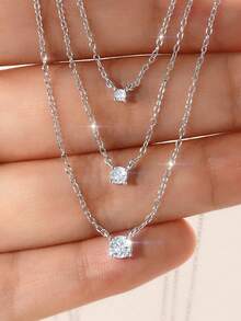 EleRunis 1 PIEZA Colgante de collar de 0.1 quilates de Moissanita con montura de 4 garras de plata esterlina 925, chapado en oro de 18k, diseño elegante, casual, clásico y minimalista. Joyería fina para uso diario, boda, fiesta, compromiso y aniversario - Plateado - Ver 2