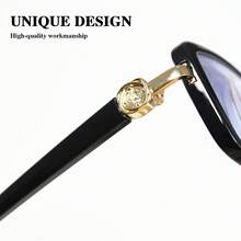 1 Stück modische quadratische minimalistische Lesebrille für Frauen, eleganter Blumendekortempel, hochauflösende Gläser, bequem für den Bürogebrauch