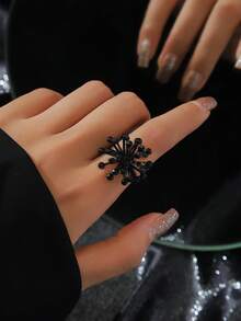 1 件复古黑花开口戒指