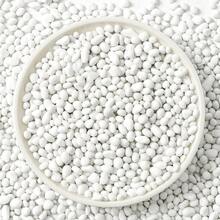 Crystal Chips Stone Crushed Quartz Glass 0.5LB Fluorite Tumbled Gravel Small Decorative Pebbles Bulk Mini Polished Rocks Pieces For Crafts Vases Filler Succulent Plants Aquarium Gravel Rocks - 0,5 LB+Putih - View 1