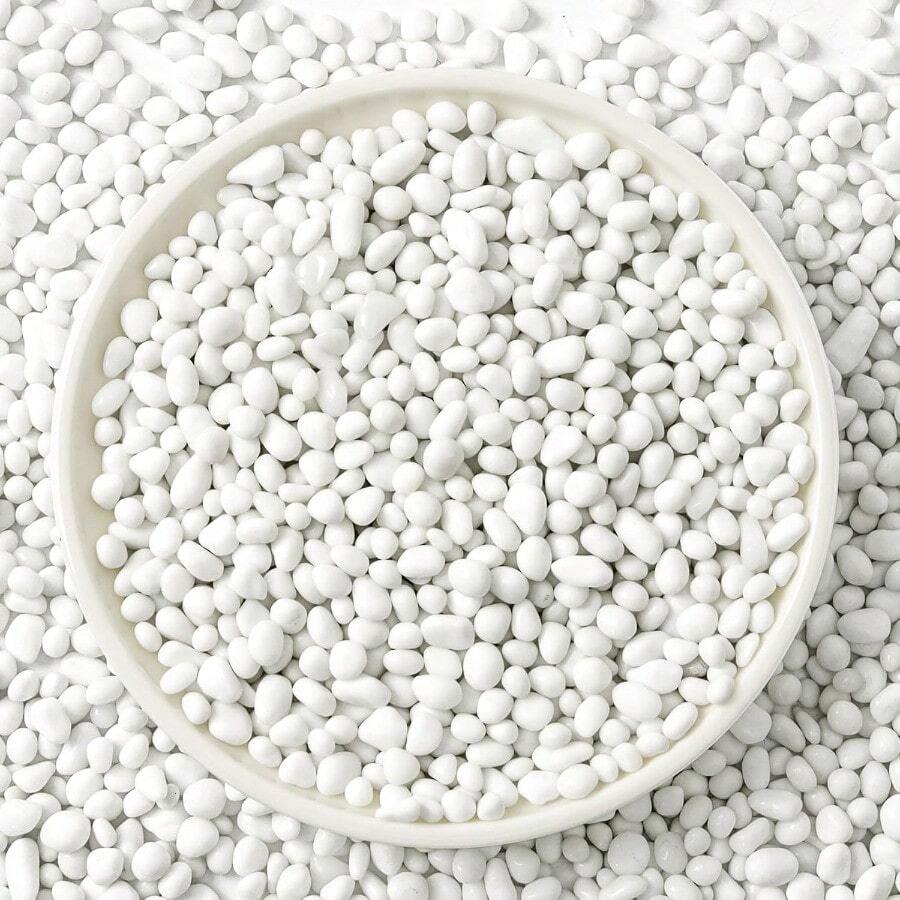 Crystal Chips Stone Crushed Quartz Glass 0.5LB Fluorite Tumbled Gravel Small Decorative Pebbles Bulk Mini Polished Rocks Pieces For Crafts Vases Filler Succulent Plants Aquarium Gravel Rocks - 0,5 LB+Putih - View 1