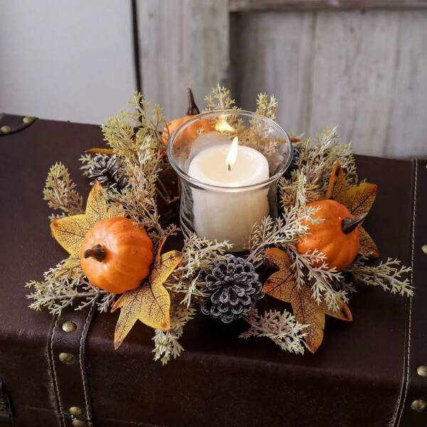 1pc Beautiful Halloween Autumn Theme Decorative Candle Wreath. Ideal Choice For Halloween Home Decor Enthusiasts. Perfectly Suitable For Decorating Dining Tables, Mantles Or Cabinets During Halloween, Adding A Warm Holiday Atmosphere To Any Space. (Candles Not Included) Halloween Decor Room Decor