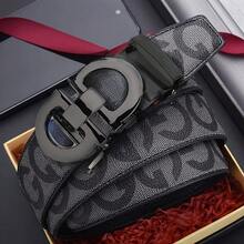 Herren Business Gürtel mit Buchstaben-Muster, automatische Schnalle, modischer Designer Gürtel ideal als Geschenk, kann auf gewünschte Länge gekürzt werden, leicht & Business-förmlich für Herbst, Halloween, Herbst-Winter Accessoires, geeignet für Jugendliche, Jungen, Herren, Lässig, Outdoor, Sport, Urlaub, Abschlussgeschenke, Geburtstag, Alltag