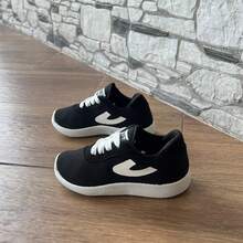 Tenis deportivos para niño/a  – Ligeros, cómodos y resistentes para uso diario - Blanco y Negro - Ver 4