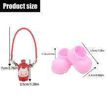 Latzhose, Hutset mit Wasserflasche Anhänger, Hund Anhänger, Schuhe (ohne Plüschpuppe, nur Kleidung und Accessoires)