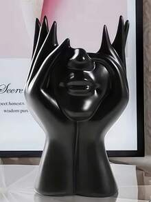 Porta-pincéis de maquiagem exclusivo em formato de escultura humana, com design criativo e elegante, ideal para mesa. Feito em resina decorativa, possui um design que evita quedas e é leve. Perfeito para diversas ocasiões, como festas e eventos. Ideal para guardar maquiagem, organizar seus pincéis e outros itens de maquiagem. Perfeito também como estojo, bolsa ou porta-pincéis. Ideal para presentear mulheres e para o Natal. Ideias de presentes para mulheres.