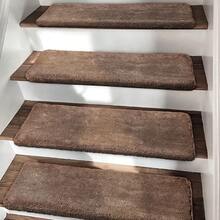 Plush Soft 14pcs Bullnosed Carpet Stair Treads Cover (9.5" X 30"X1.2")With 1pcs Landing Mat (24"X36") Rugs Set Tape Free Self-Adhensive Non-Slip Noise Reduced - 棕色 - 查看 1