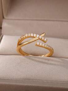 Anéis de aço inoxidável com zircônia cúbica listrada minimalista para mulheres, anel ajustável aberto antidesbotamento banhado a ouro 18K, joias com pingente de cor prata para casamento, acessórios para festas e férias, presentes para ela/mãe/melhores amigas