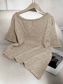 女式休闲性感风格斜肩领卷袖不对称下摆纯色露肩短袖套头针织上衣休闲宽松蝙蝠袖超大衬衫性感 T 恤，春夏秋季 - 卡其色 - 查看 5