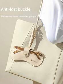 Portable Eyeglass Case With Lanyard Crush-Resistant Portable Eyeglass Pouch With Metal Magnetic Clasp PU Sunglasses Storage Bag Myopia Glasses Storage Case