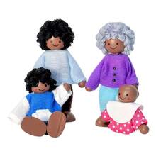 4 Piece Jointed Wooden Doll Family Set With Flexible Limb For Role Play