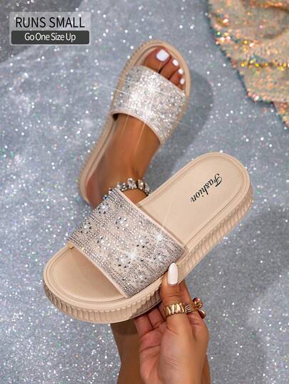 A Pair Of 2026 New Women's Summer Fashion Sparkling Diamond Slippers, Worn On The Outside, Flat Bottomed Flat One Line Sponge Cake Thick Bottom One Line Slippers