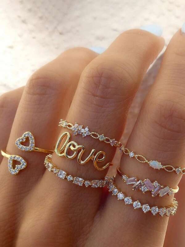 7pcs/Set Fashionable Full Crystal Heart Shaped Ring Set