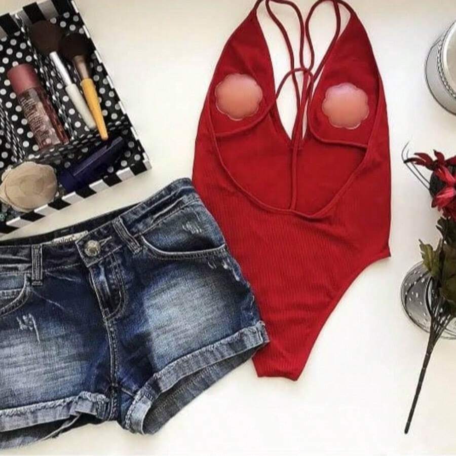 Sticky Bra Invisible Push-Up Breast Lift Silicone Backless Nipple Covers Self Adhesive Strapless, Eusable Lifting Nipple Covers: Strapless, Invisible, Self-Adhesive Breast Pasties For Women's Lingerie - Elevate Your Chest Line With Elegance,Travel Essentials,Beach Essentials,Cakes Nipple Cover,Pad,Sticky Bra,Summer,Sports Bras For Women,Silicone Adhesive Calf Pads,Nipple Covers For Women,Nipple Covers,Pasties,Pasties Nipple Covers,Nipple Pads,Nippies,Nipple Cover,Nipple Pasties, Nipple Cover,Silicone Nipple Covers Reusable,Breast Enhancement,Breast Enhancement Patch,Push Up Pads,Silicone Nipple Covers,Reusable Nipple Covers For Women,Cakes Nipple Cover,Hydrogel Nipple Pads,Nipple Tape,Nipple Cover,Silicone Nipple Covers Reusable,Nippies Nipple Cover,,1 Pair - Beige - Voir 1