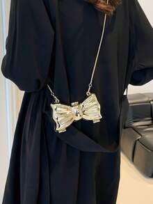 1pc Mini Metal Silver Bow Decor Cute Crossbody Bag, Mini Evening Clutch Bag With Metal Bow Detail, Fashionable Personalized Girl's Chain Bag, Suitable For Party And Date, Shoulder Crossbody Bag For Female, Best Gift For Friends And Family
