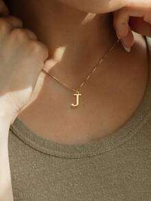1 szt. Modny, spersonalizowany naszyjnik z wisiorkiem z 26 inicjałami, uniwersalny naszyjnik w stylu letnim, prezent dla kobiet - Żółte złoto - Zobacz 28