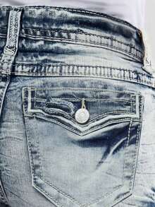 女式休闲弹力纯色做旧牛仔短裤，带口袋和刺绣花朵，春夏 - 淺色水洗藍 - 查看 10