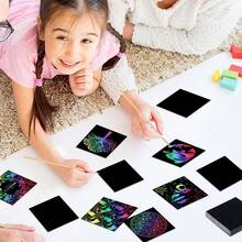 Regenbogen Kratzen Handwerke Notiz Kratzen Blöcke Geburtstag 50/100 Stück Magische Kratzen Papiere DIY Papier Handwerk Kunst Sets mit 1 Bambus Stift Partybevorzugungen Zubehör Geschenk für Geburtstag Neujahr, Geschenke, Party Zubehör