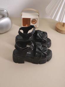 1 par de sandalias para niñas para exteriores, nuevas sandalias romanas de verano de diseño de suela gruesa de unicolor, antideslizantes y duraderas para niños - Negro - Ver 6