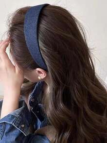 Diadema azul de mezclilla premium con borde ancho y pinza para el vello facial de estilo sencillo y moderno. Accesorios para el cabello para mujer. Herramientas para el cabello. Accesorios de belleza. Accesorios para cabello rizado. Ideal para otoño, viajes y ocasiones especiales. Regalos para mujer. - Multicolor - Ver 3