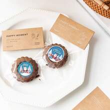 500 pièces Autocollants cadeaux de Noël pour la famille, styles et types assortis de 2,5 cm / 1,0 pouce. Étiquettes de scellage de sacs d'emballage alimentaire, étiquettes décoratives pour fournitures de cuisine. Autocollants pour enfants et adolescents, autocollants pour cahiers, autocollants DIY, forme ronde, jetables, convenant pour les ordinateurs portables, les sceaux de sacs d'emballage