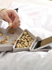 2pcsChristmas Tree Compartments Dry Fruit Plate, Home Snack Plate, Candy Plate, Sunflower Seed Plate, Creative Plastic Fruit Plate, Suitable For Festival Decoration Christmas Christmas Decorations Christmas Pajamas Christmas Gifts Christmas Decor