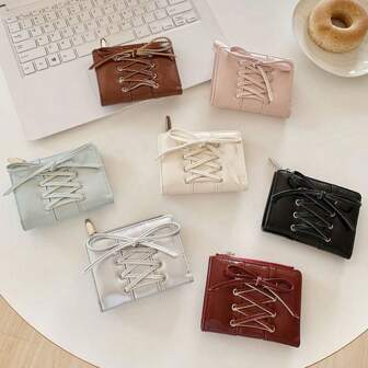 1 Pieza Cartera plegable doble con lazo, estilo Y2K INS, gran capacidad para mujer, monedero, monedero plateado serie coreana simple, esenciales de viaje, esenciales de crucero, esenciales de dormitorio, esenciales de vuelta al colegio, esenciales universitarios, regalos para amigos, regalos para mamá, regalos para maestros, regalos para damas de honor, regalos de San Valentín, regalos de aniversario
