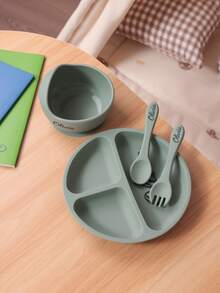 4件套个性化定制姓名硅胶婴儿餐具套装，吸盘碗、训练勺、叉子，彩色餐盘，定制撞色婴儿餐具，返校季冬季礼物创意，男女宝宝情人节礼物，多功能，装饰性，字母，时尚，现代，色彩缤纷，可爱，休闲，定制，个性化，独特，个性化定制，送给他的理想礼物，送给她的理想礼物，圣诞节礼物用品，旅行收纳包 - 彩色 - 查看 8