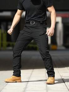 Pantalones tácticos multibolsillos para hombre están hechos de tela duradera y resistente al agua y cuentan con bolsillos laterales y cremalleras. - Negro - Ver 2