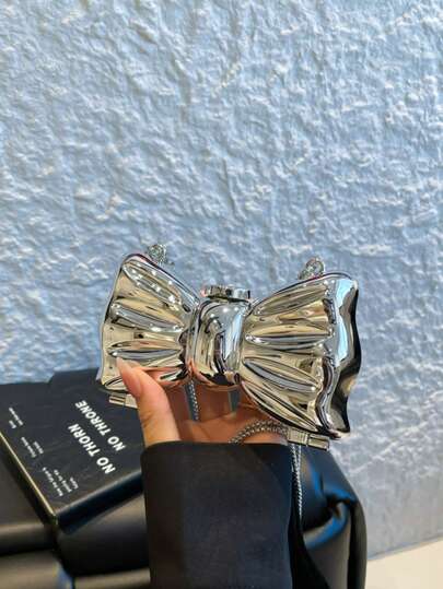 迷你金属银色蝴蝶结装饰可爱斜挎包，迷你晚宴包，饰有金属蝴蝶结，时尚个性女孩链条包，适合派对和约会，女孩单肩斜挎包，送给朋友和家人的最佳礼物