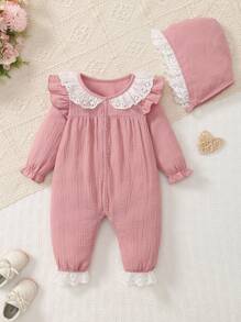 MommBaby 2pcs/Set Baby Girl Lace Floral Ruffled Collar, Flared Sleeve Romper With Button Front, And Frilled Bonnet Hat Set, Cute Vintage Inspired Outfit, Spring/Autumn